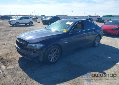 2015 BMW 528I xDrive z USA, uszkodzony, nr VIN WBA5A7C5XFD623899